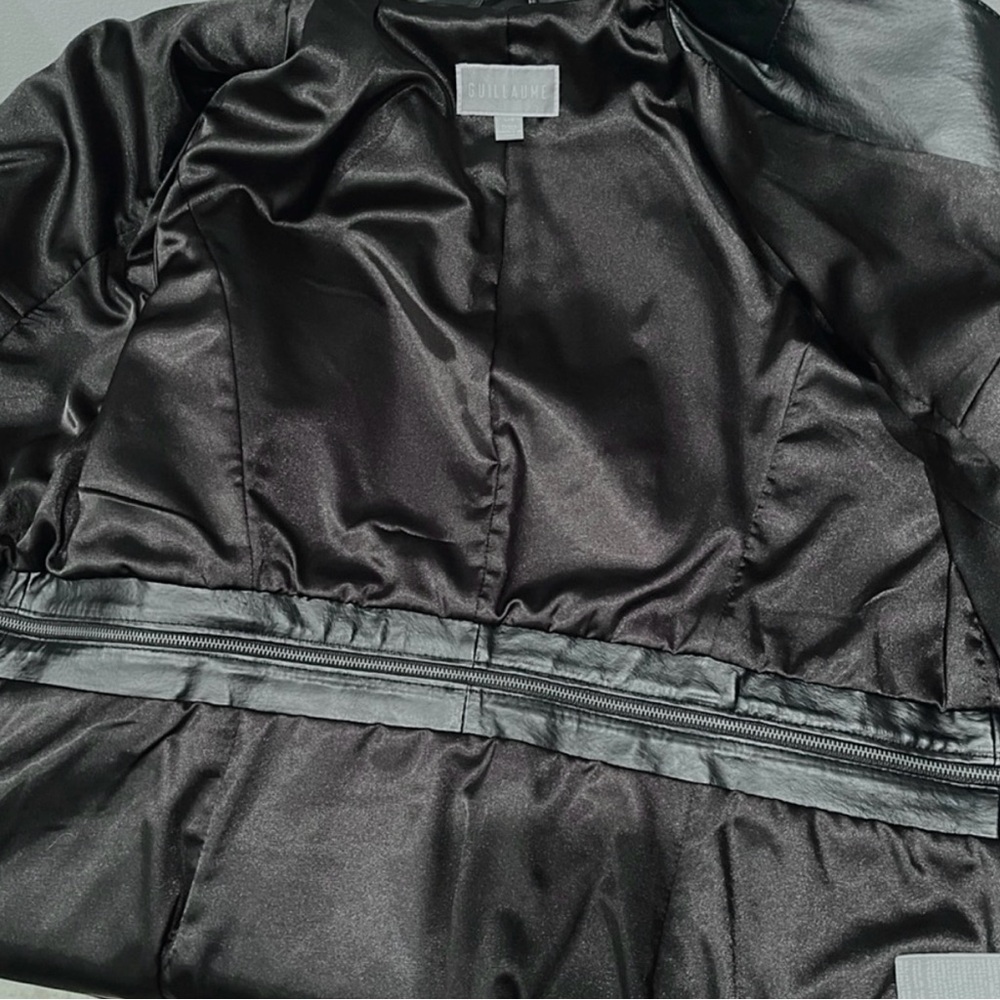 NWT Guillaume Women’s Leather Jacket Size L Black 2-in-1 Sleek Versatile Style! - Picture 9 of 10